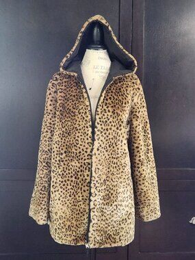 1 Madison Luxe Reversible Hooded Leopard Faux Fur/Black Rain Coat Size Large